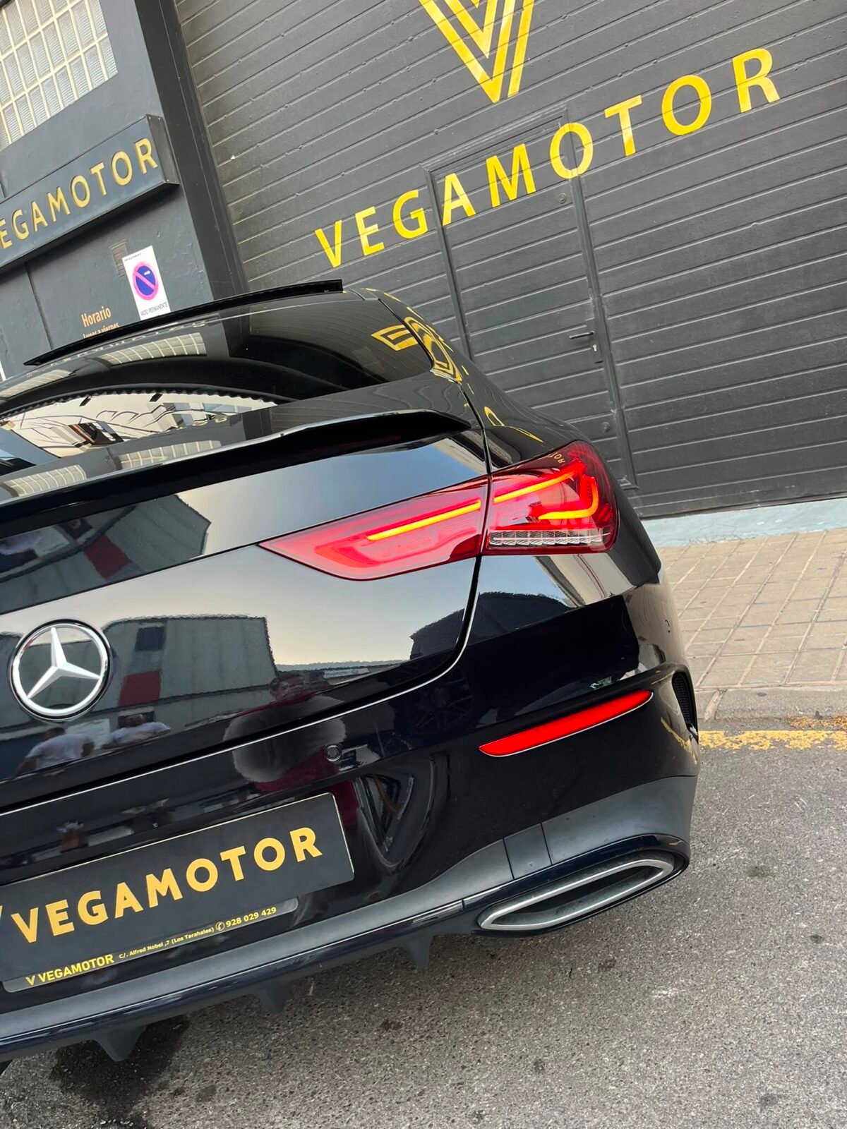 MERCEDES-BENZ CLA 250e AMG 