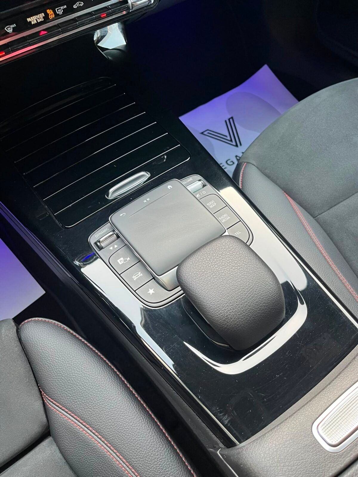 MERCEDES-BENZ CLA 250e AMG 