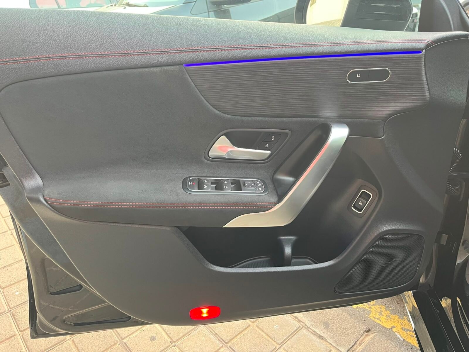 MERCEDES-BENZ CLA 250e AMG 