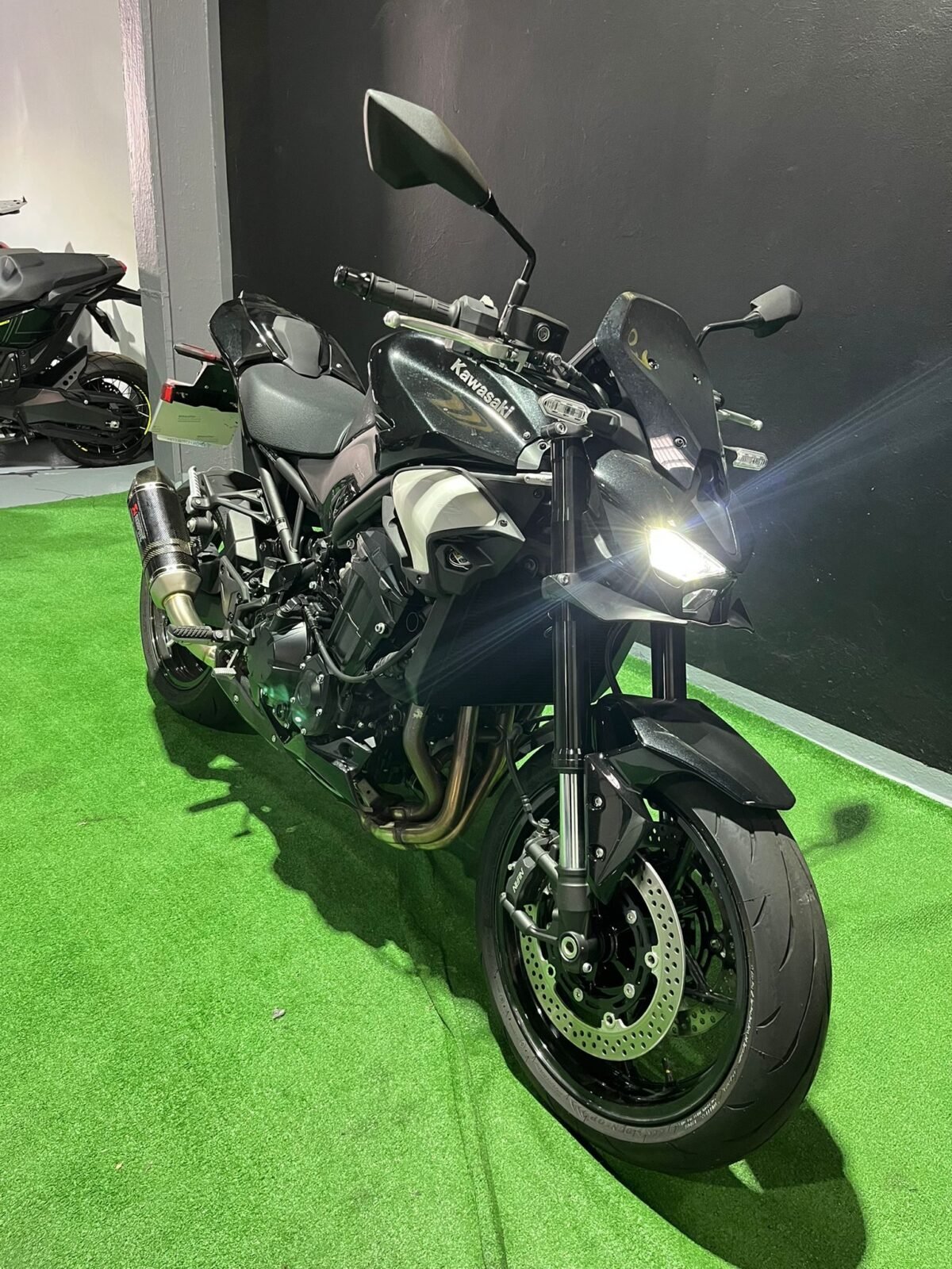 KAWASAKI Z900