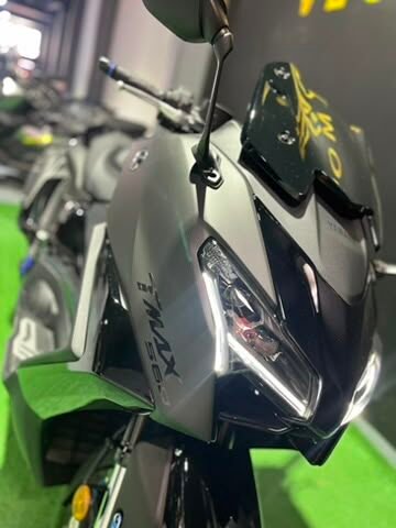 YAMAHA TMAX 560 