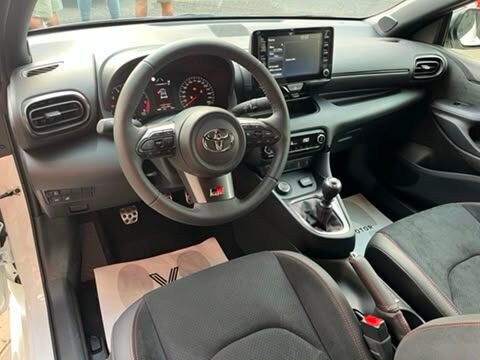 TOYOTA GR YARIS