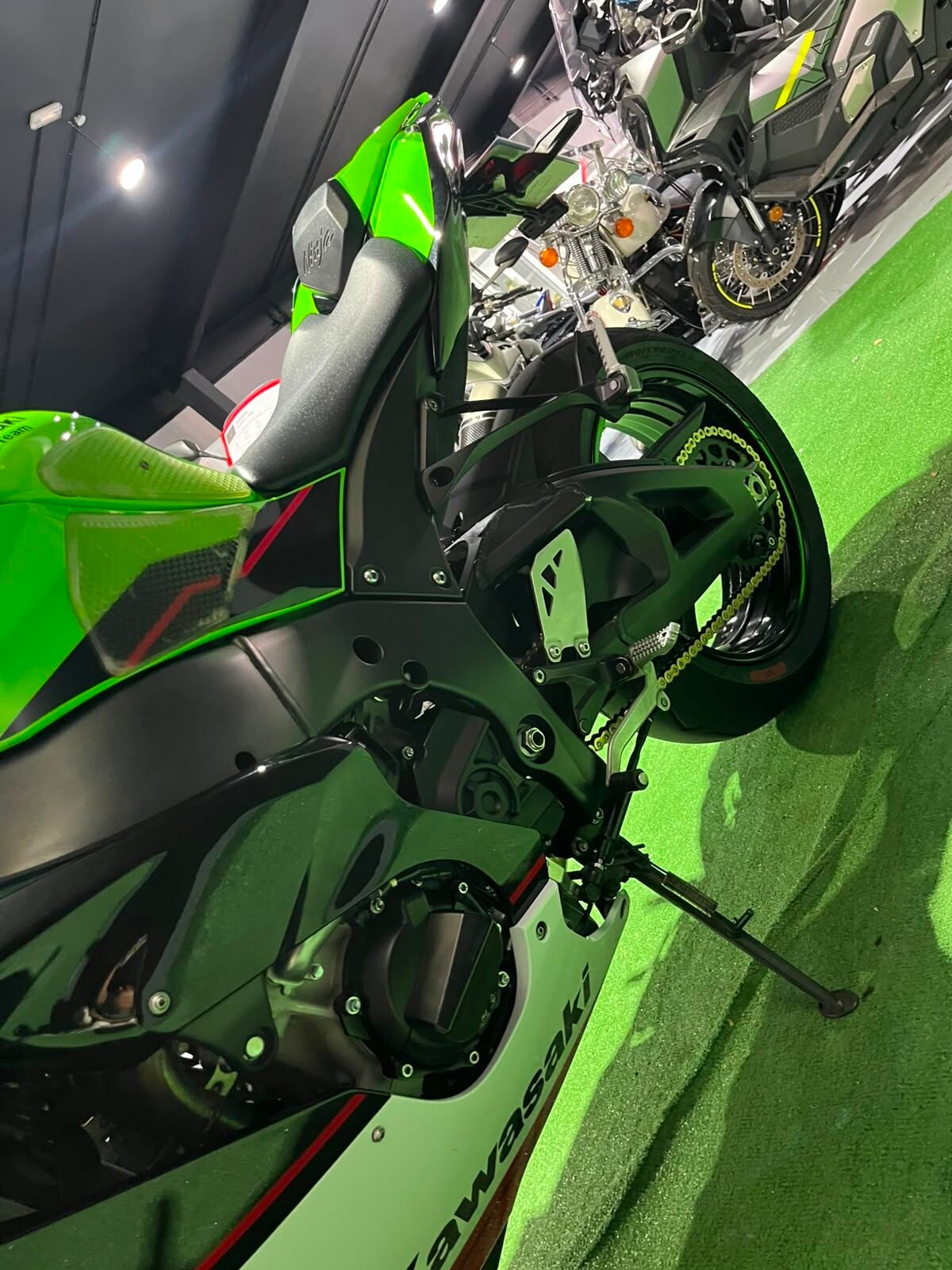 KAWASAKI ninja zx-10r