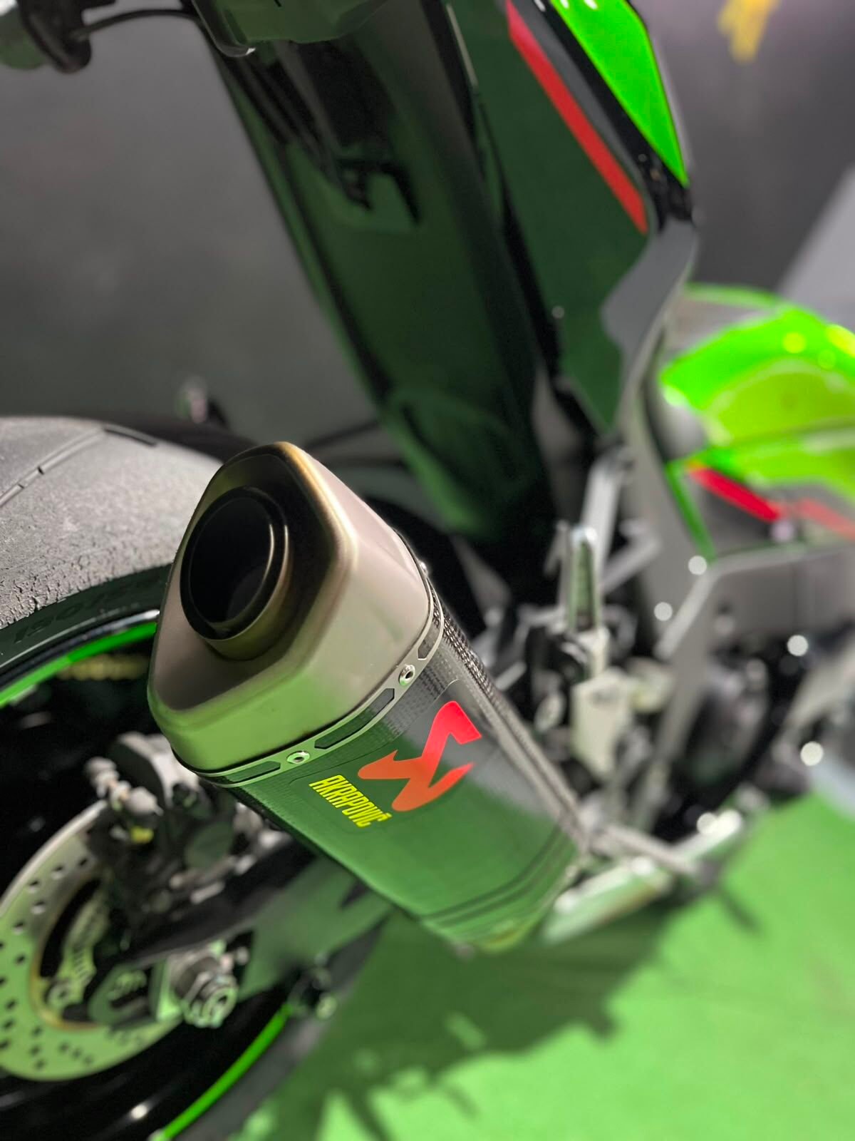 KAWASAKI ninja zx-10r