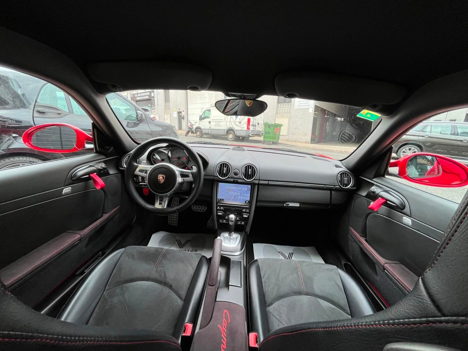 PORSCHE CAYMAN S