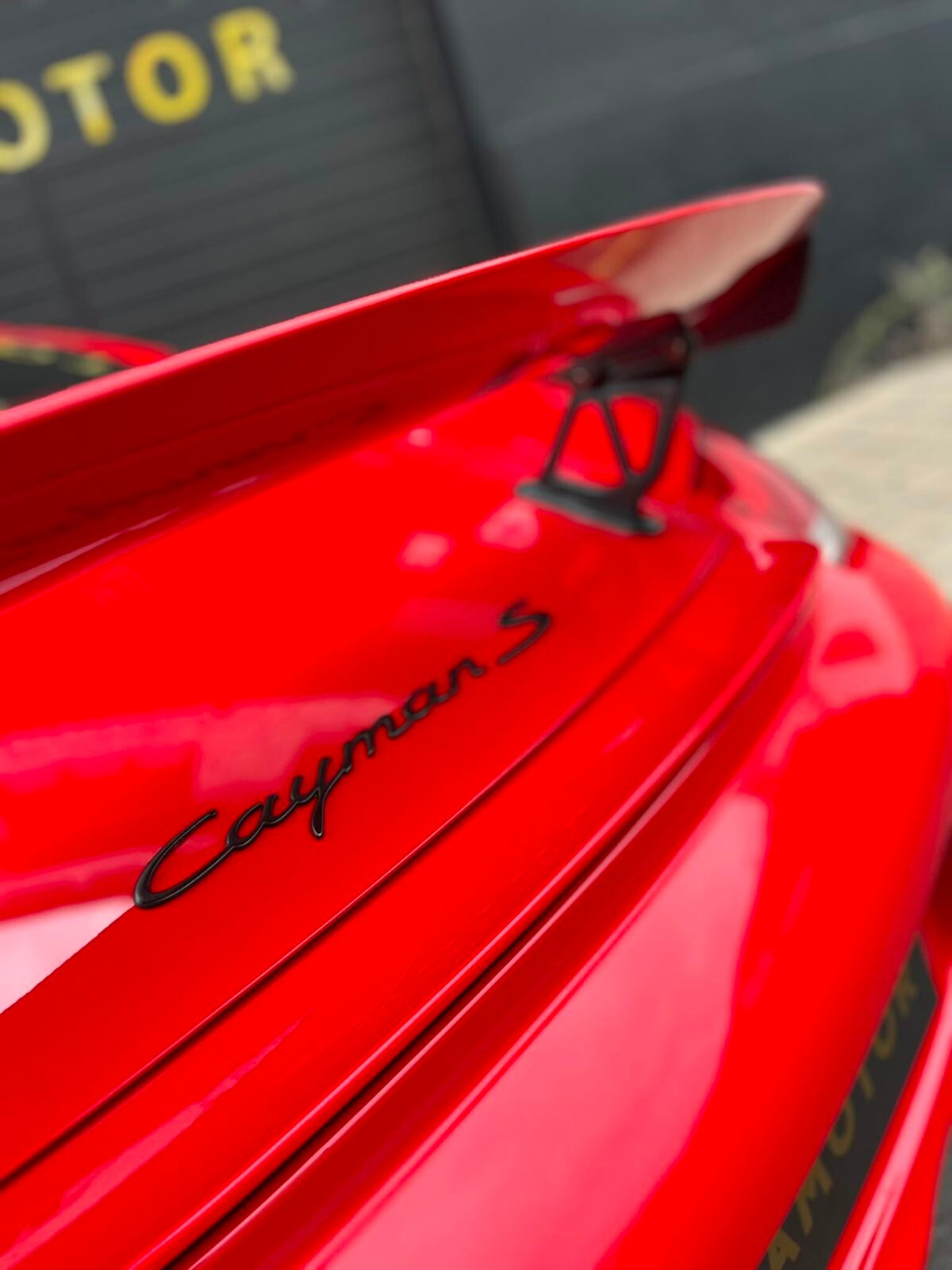 PORSCHE CAYMAN S