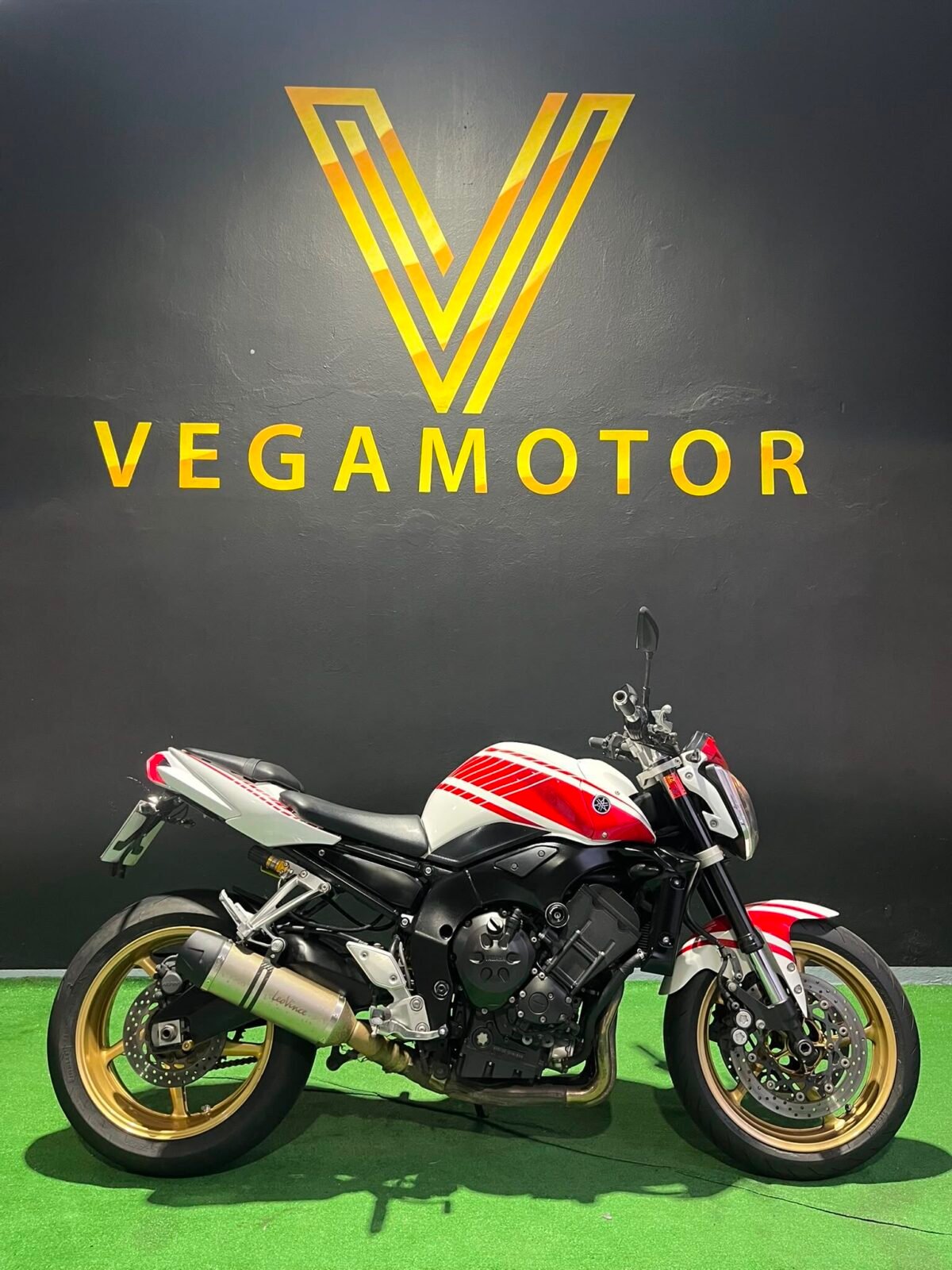 YAMAHA FZ1-N