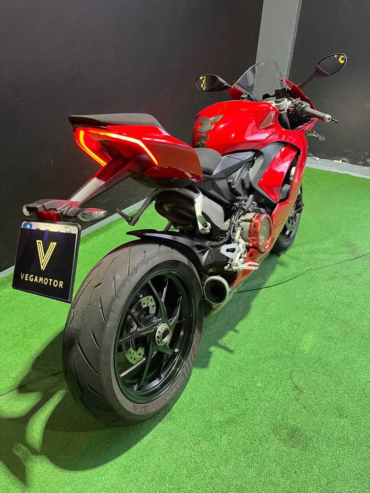 DUCATI PANIGALE V2