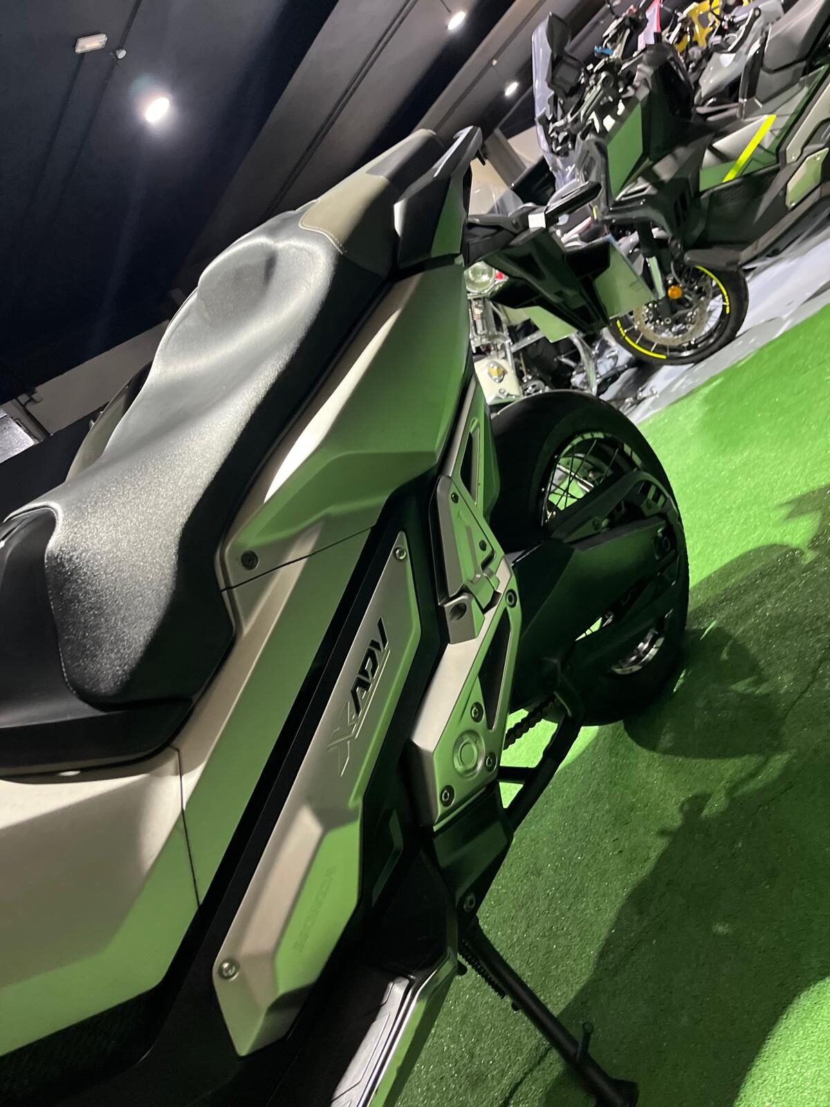 HONDA X-ADV 750