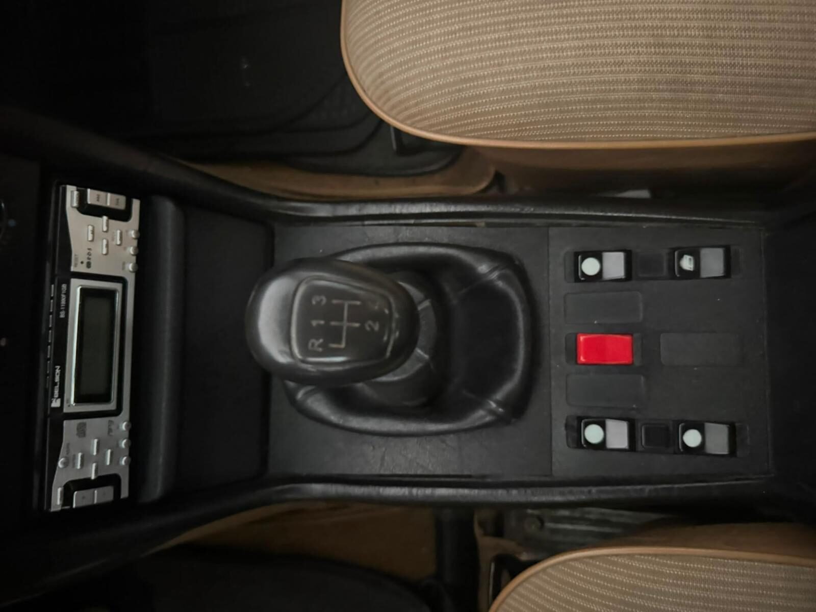 MERCEDES-BENZ 230E