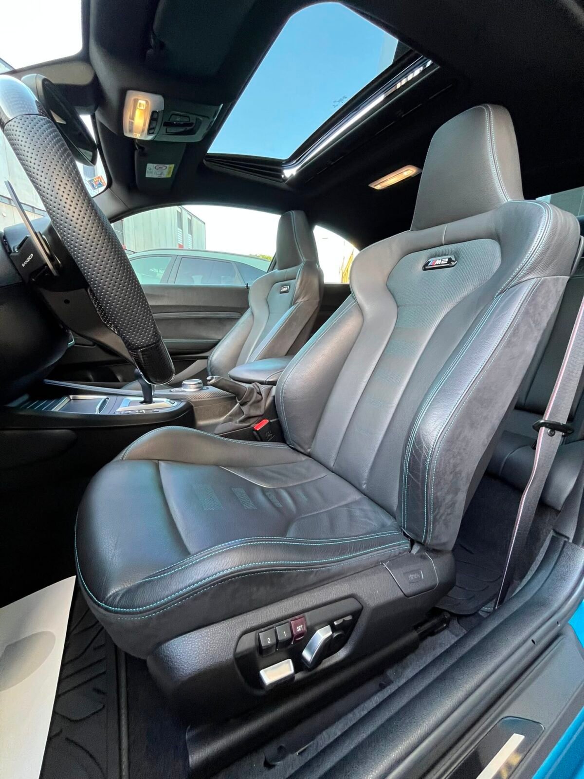 BMW M2 COMPETITION