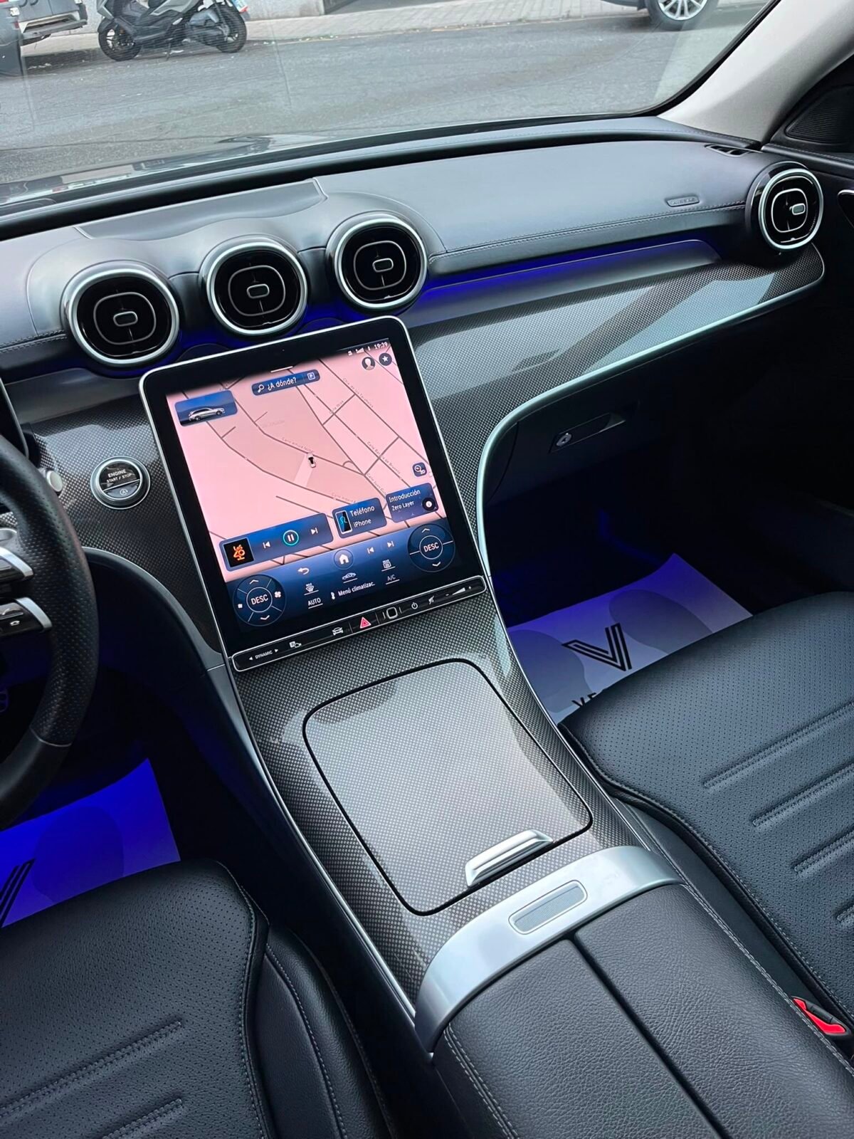 MERCEDES-BENZ C 220D AMG