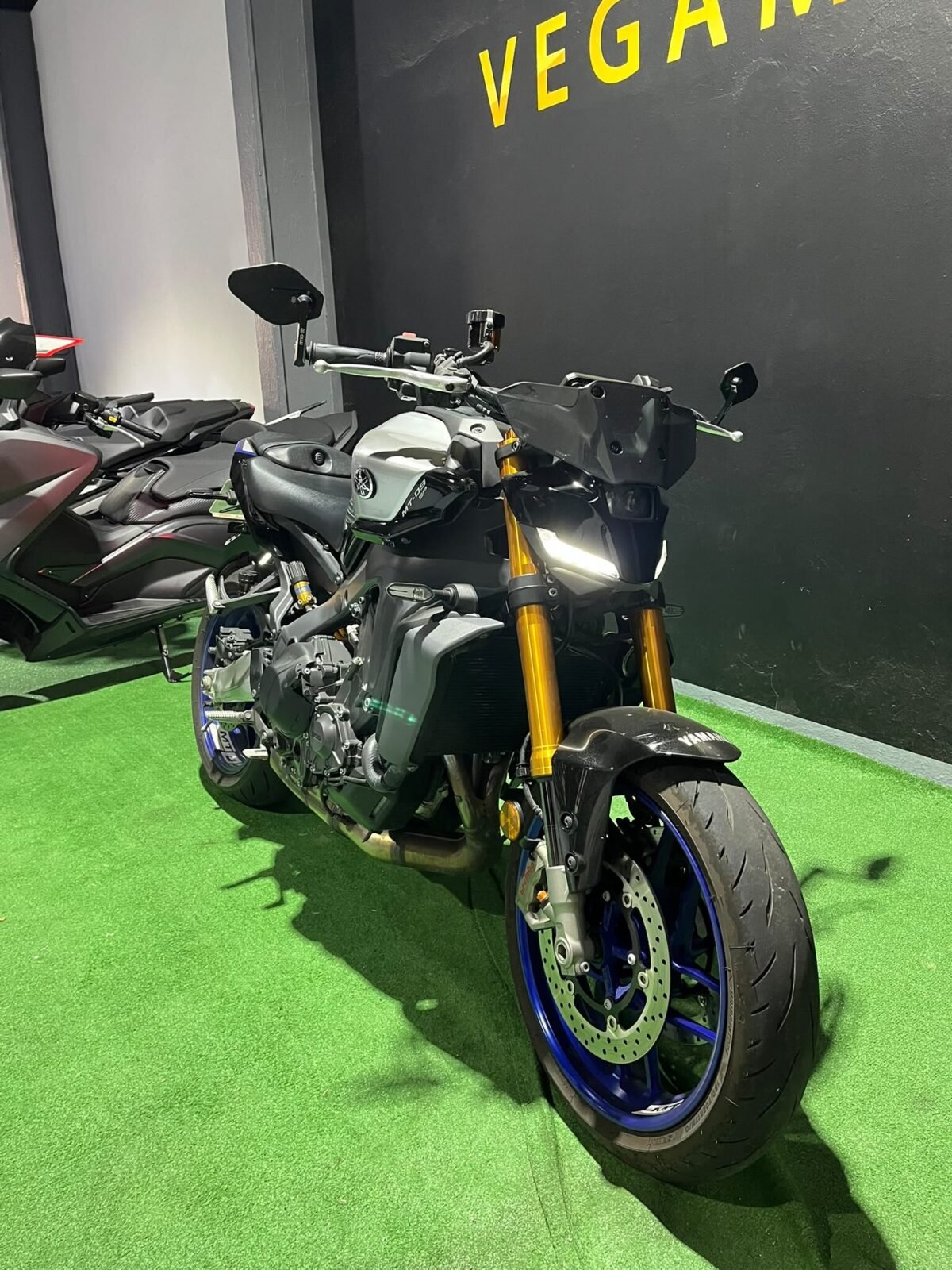 YAMAHA MT-09 sp