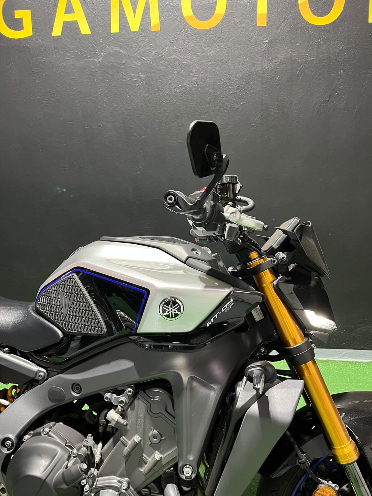 YAMAHA MT-09 sp