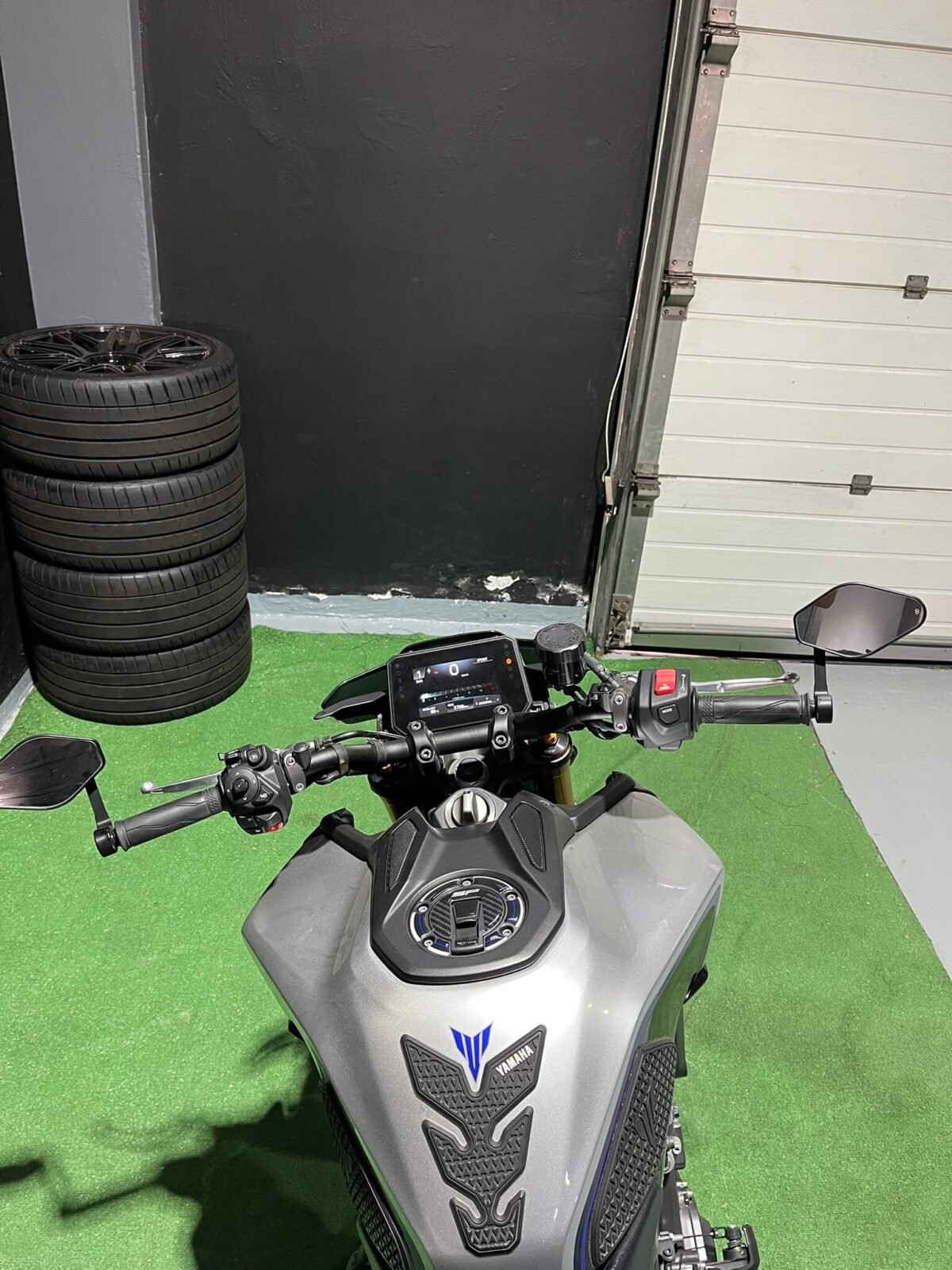 YAMAHA MT-09 sp
