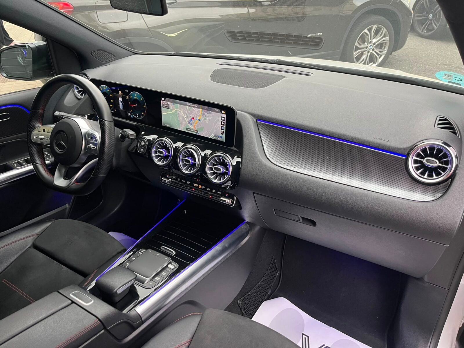MERCEDES-BENZ CLASE B 200 D