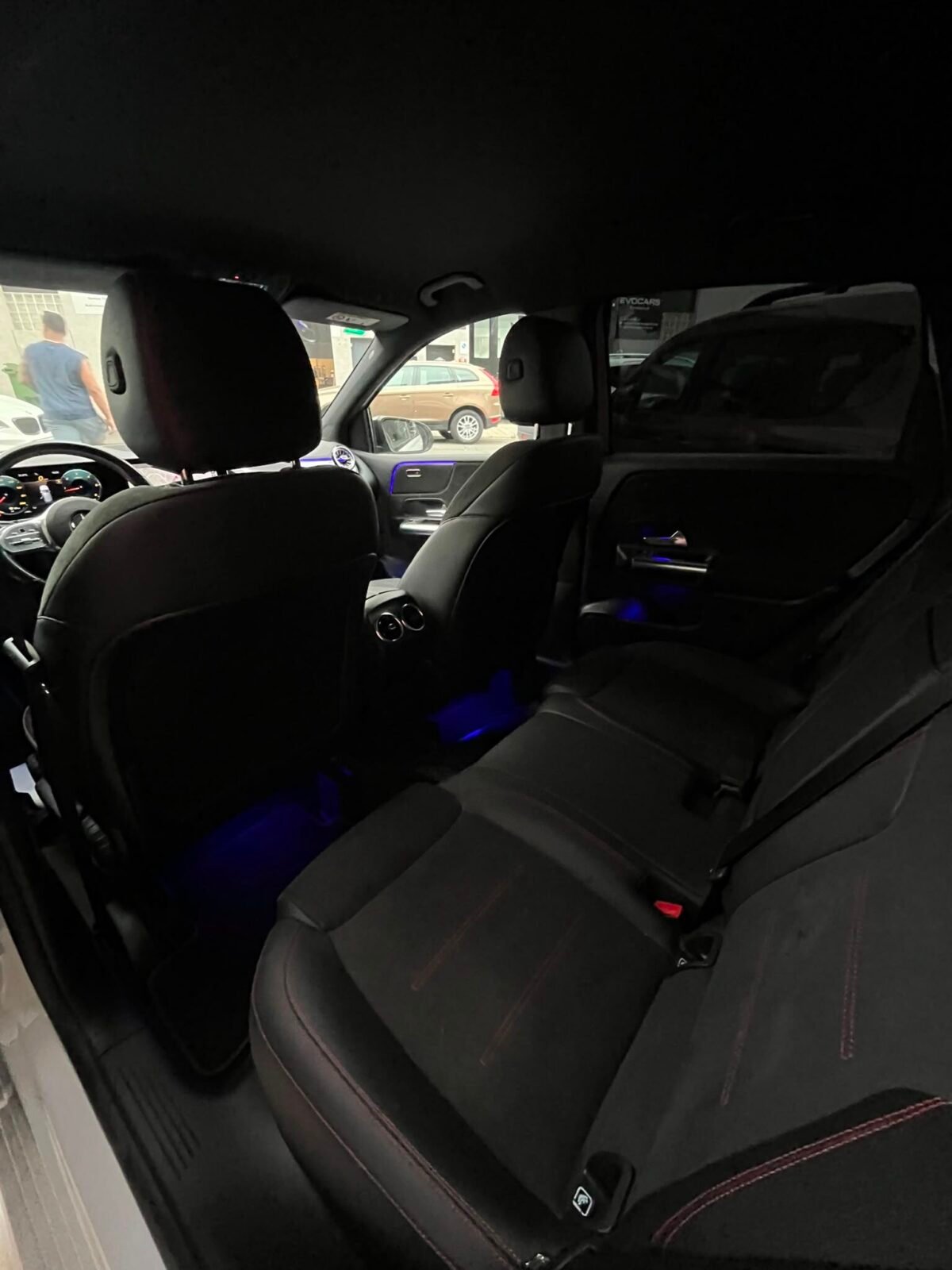 MERCEDES-BENZ CLASE B 200 D