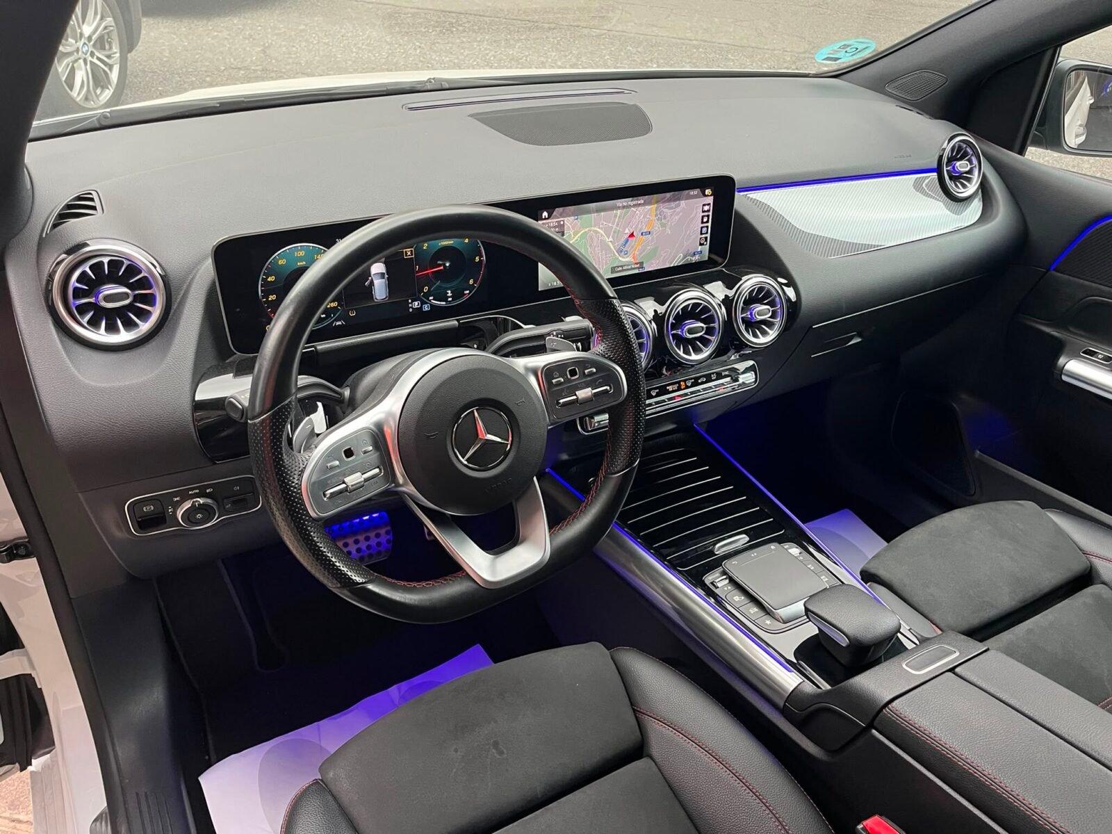 MERCEDES-BENZ CLASE B 200 D
