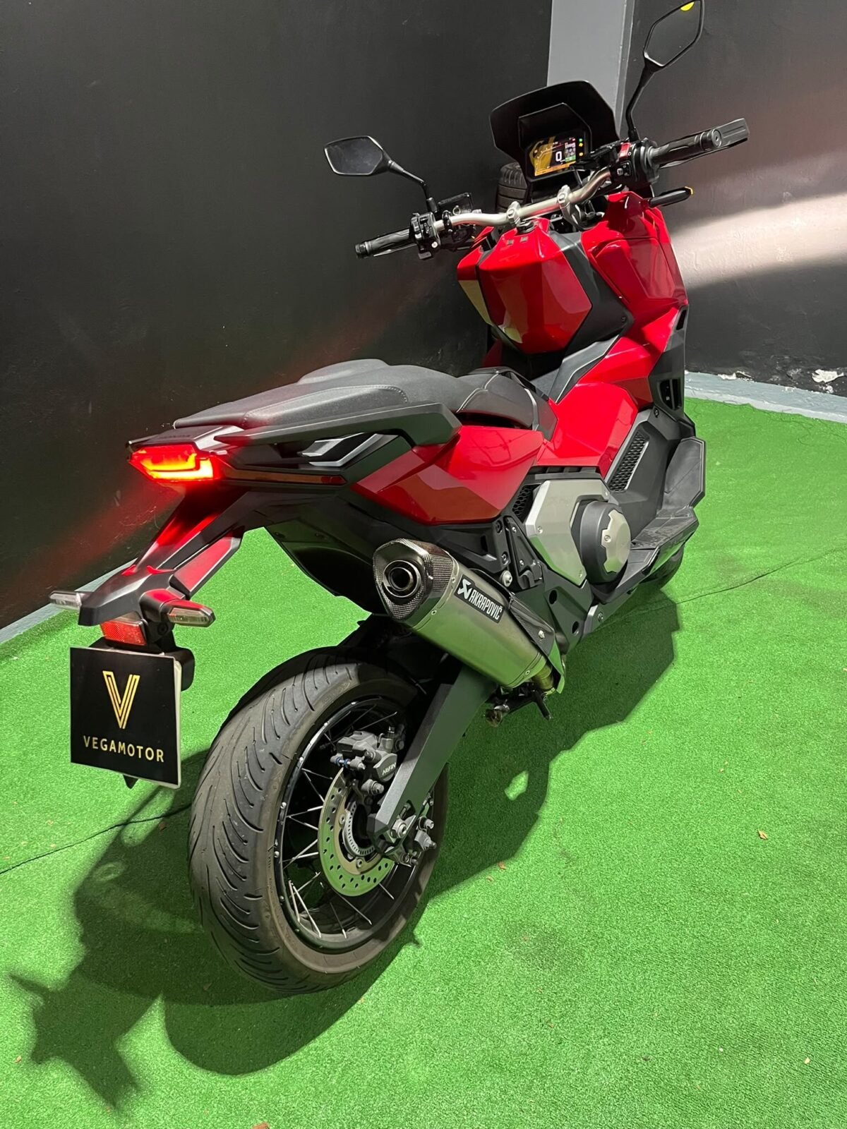 HONDA X-ADV 750