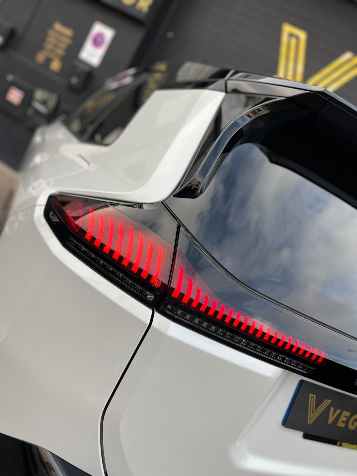 TOYOTA RAV4 PLUG-IN HYBRID SPIRIT