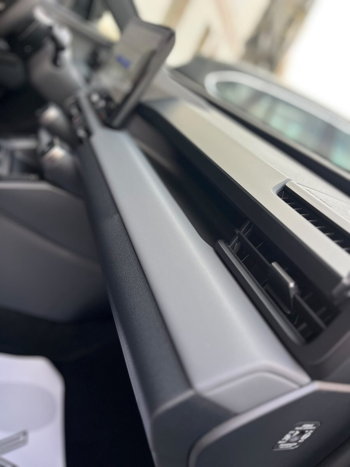 TOYOTA RAV4 PLUG-IN HYBRID SPIRIT
