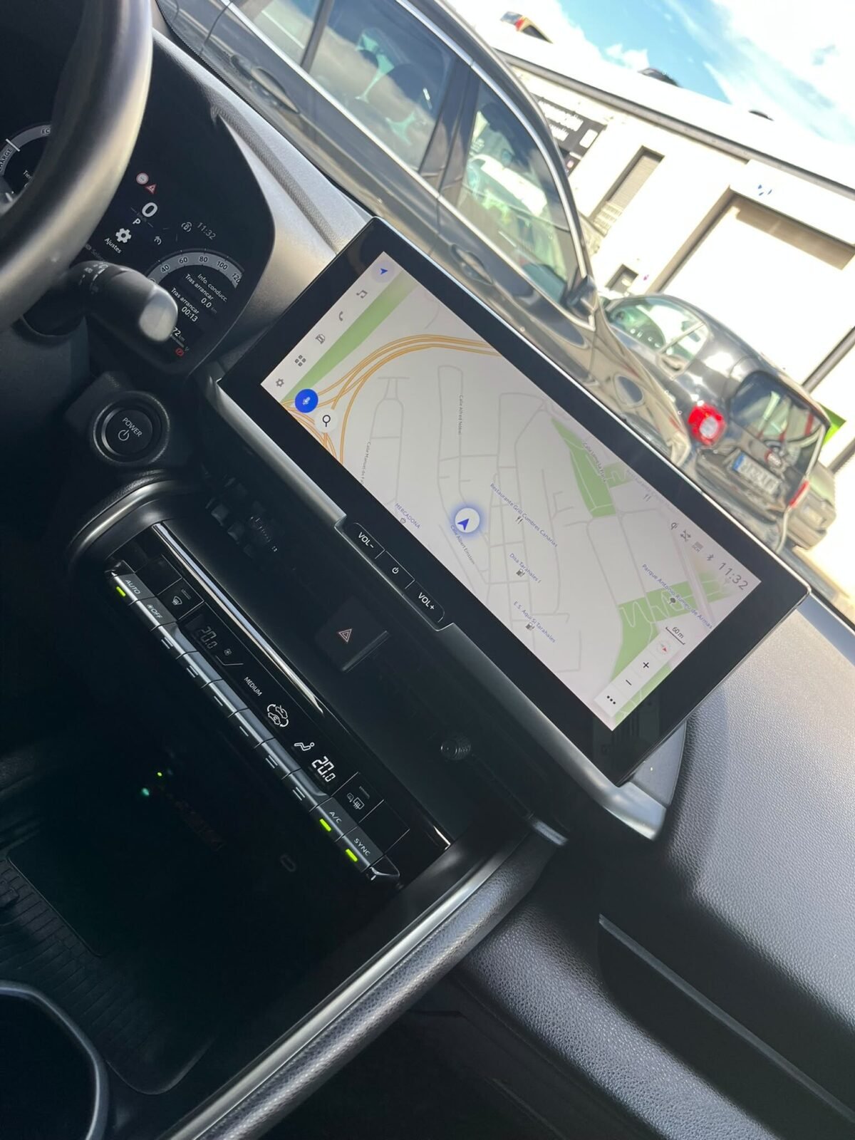 TOYOTA C-HR ADVANCED