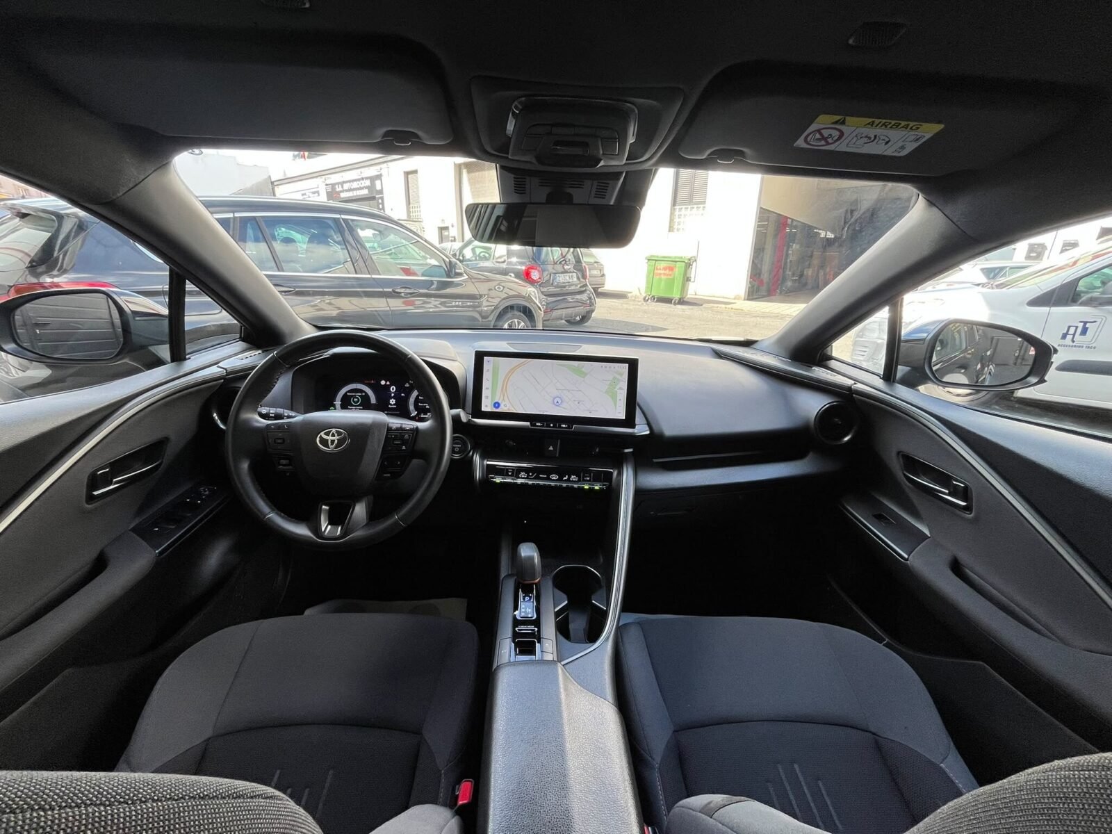 TOYOTA C-HR ADVANCED