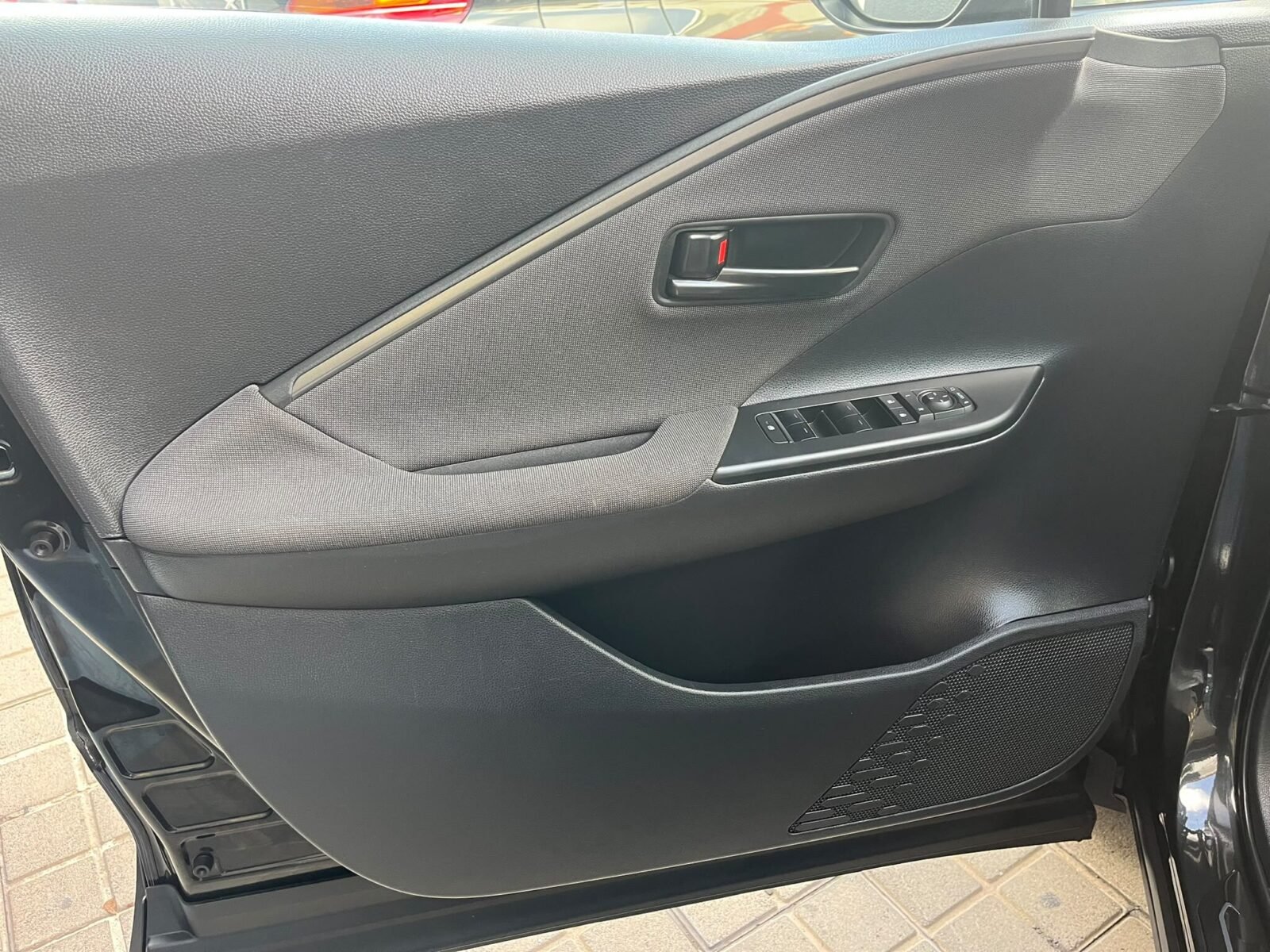 TOYOTA C-HR ADVANCED
