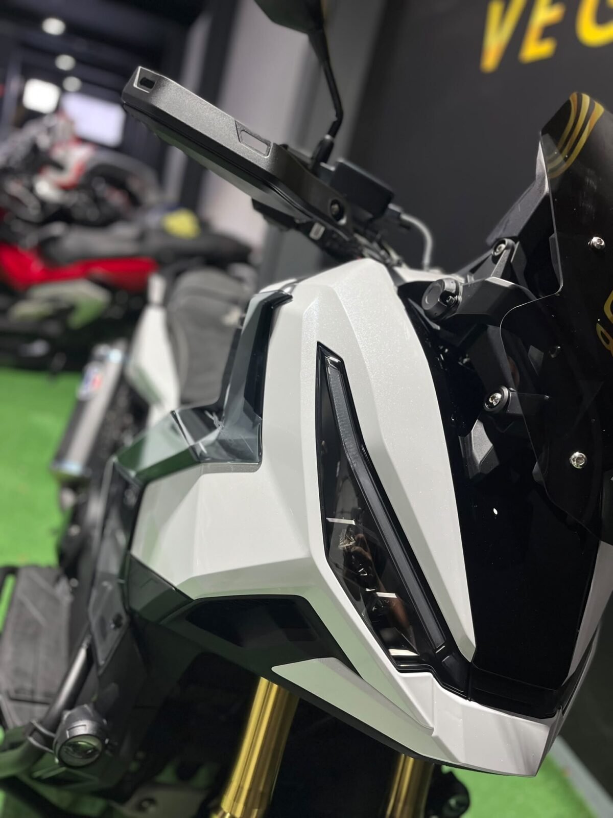 HONDA X-ADV 750