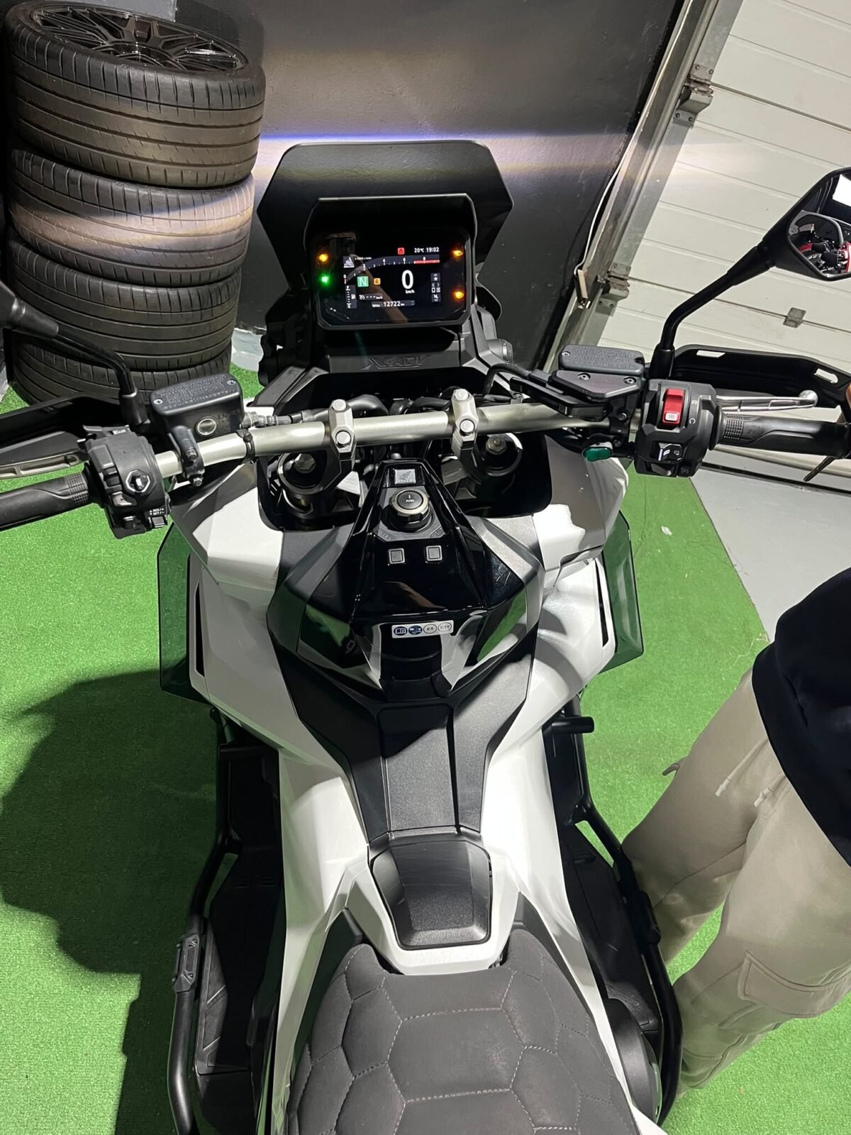 HONDA X-ADV 750