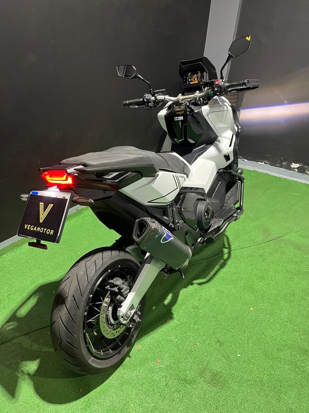 HONDA X-ADV 750